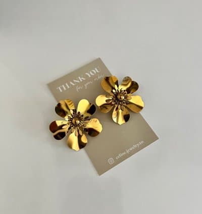 Boucles d’oreilles fleuries