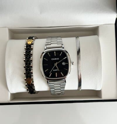 Montre de la marque Casio Quartz + Deux Bracelets