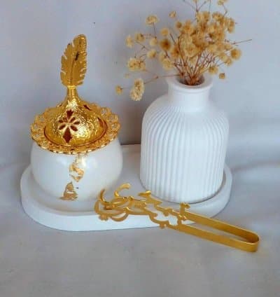Un set decoratif : Plateaux oval Mab5ra avec pince et vase