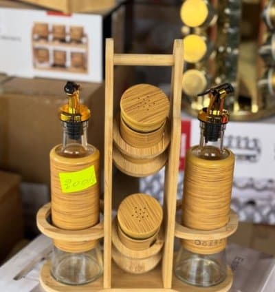 Ensemble de condiments pour la cuisine