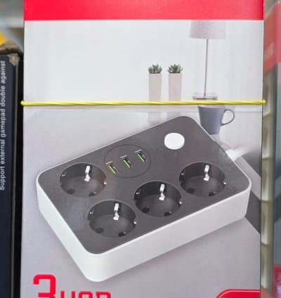 Ralange 4 prises courant et 3 port USB