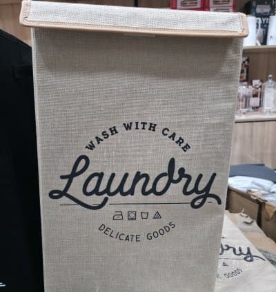 Boite de rangement de linge avec couvercle