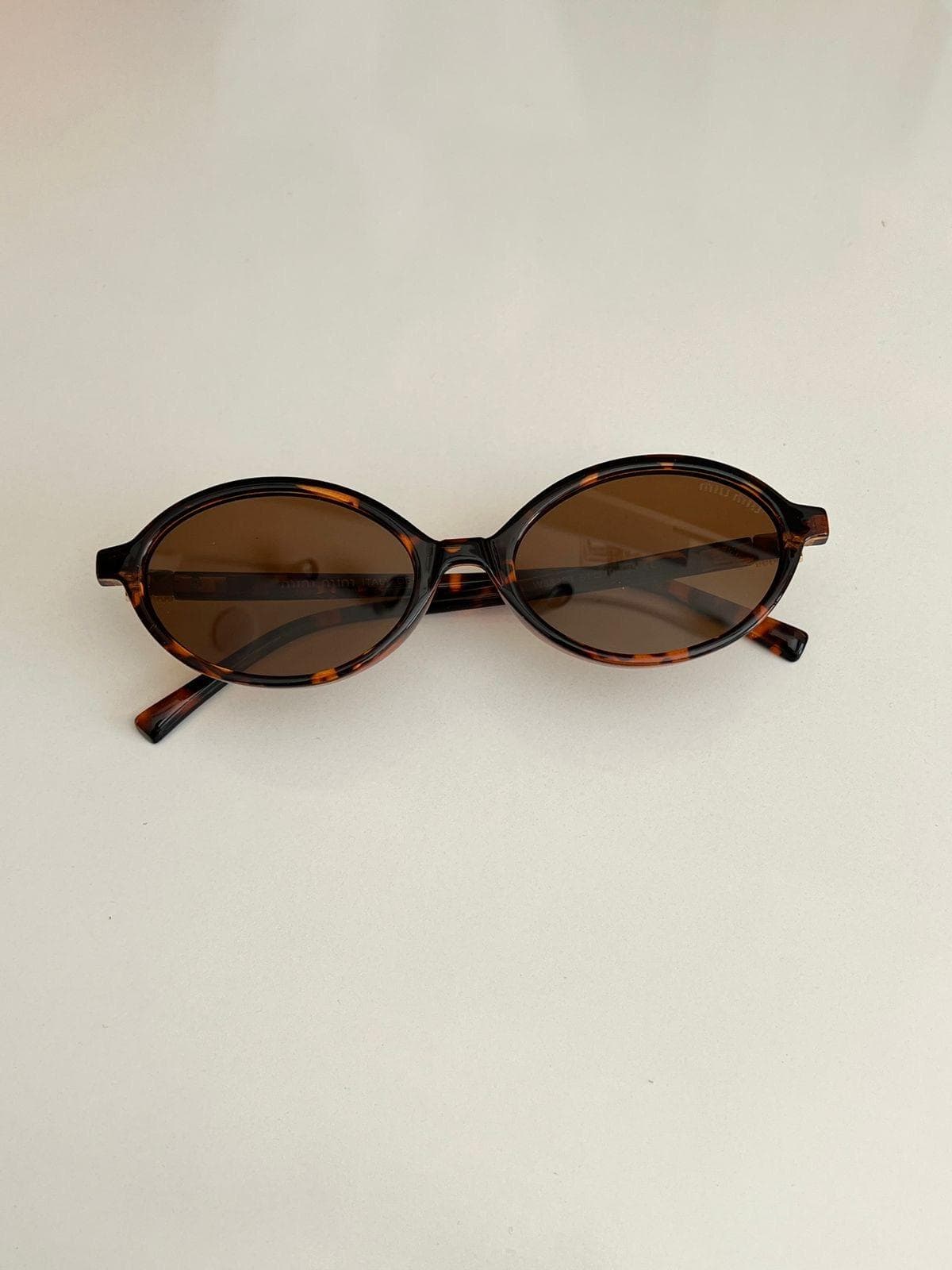 Lunettes Solaires Femme + Coffret standard