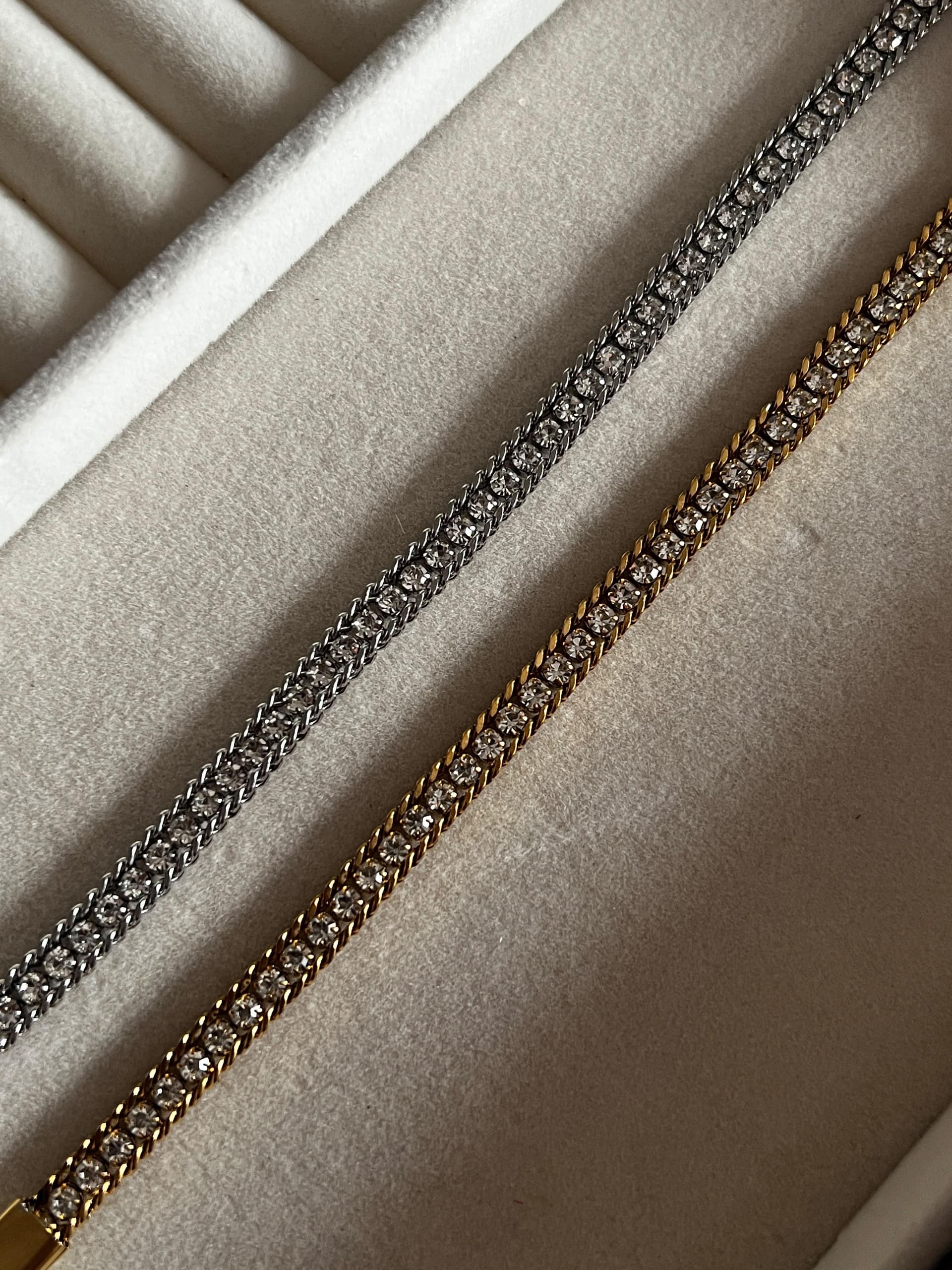 Bracelet Strass- Doré ou Argenté