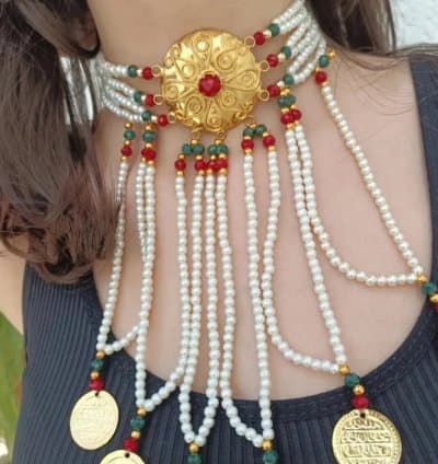 Collier tlila long