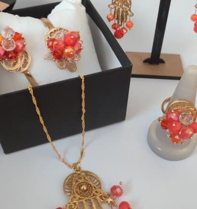 Parure khomsa filigrane orange