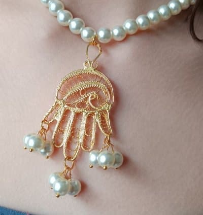 Collier perle khomsa filigrane