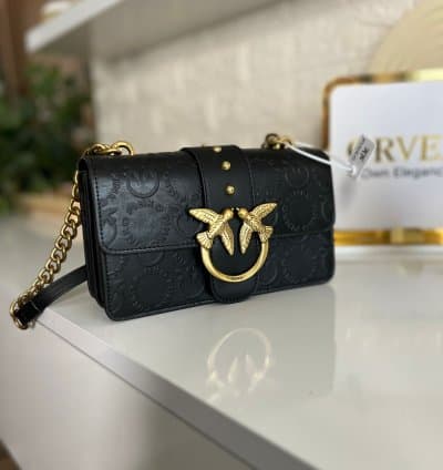 Sac bandoulière noir de la marque PINKO