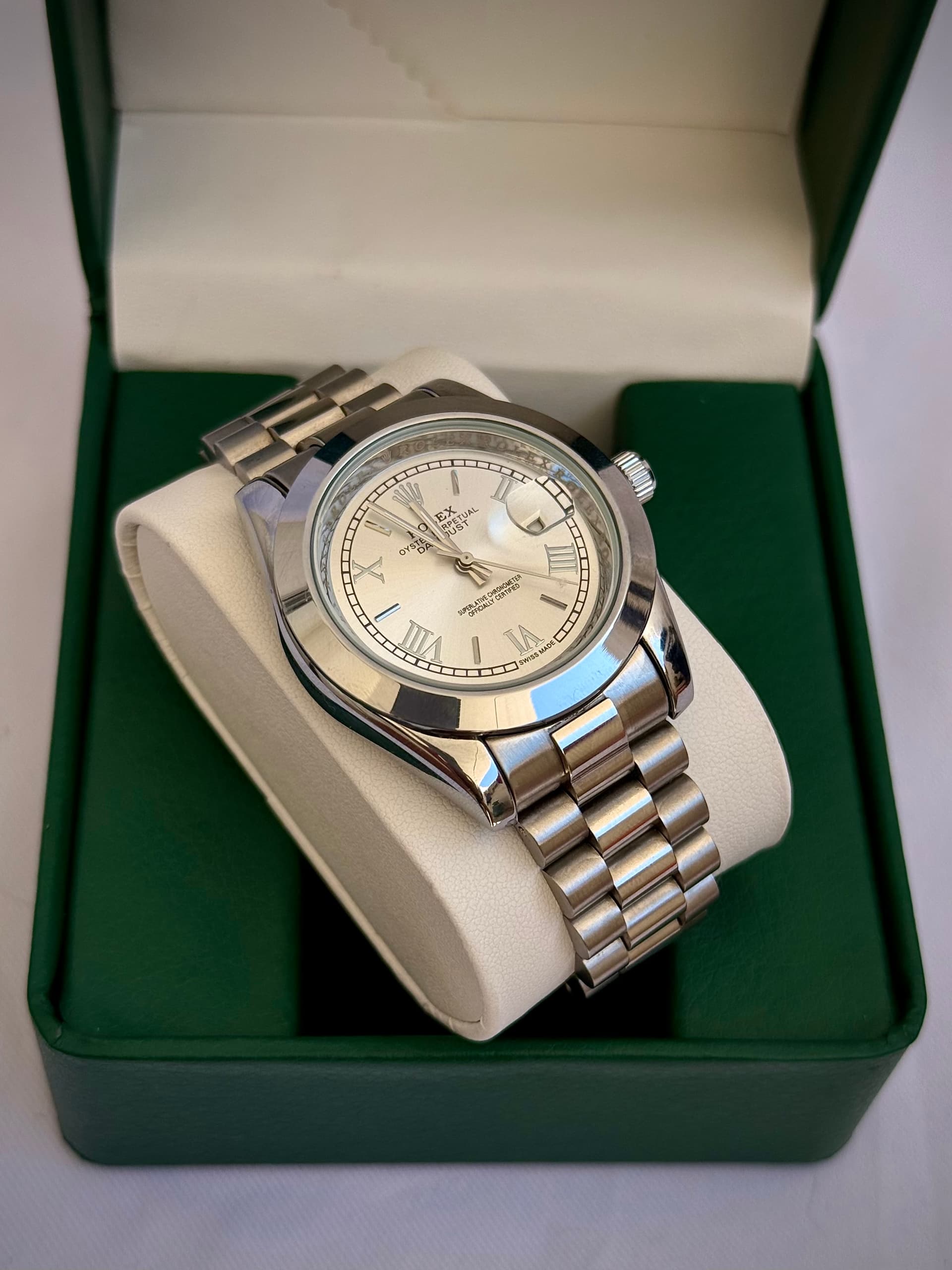 Montre Rolex Datejust – Cadran Argenté Classique (Silver Dial)